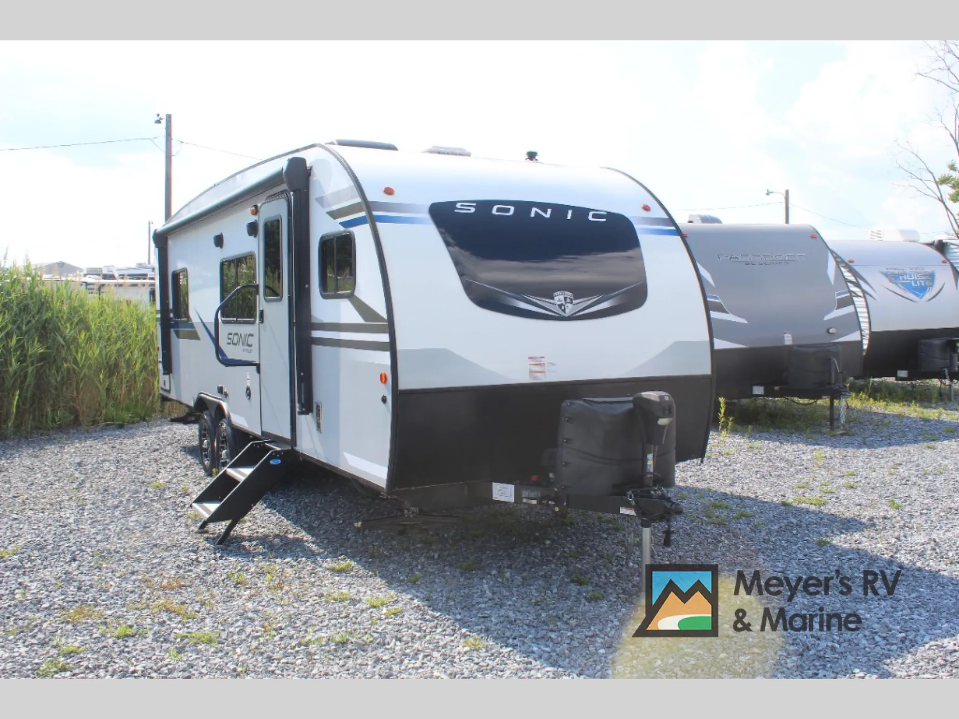 2022 Venture RV Sonic SN241VFK - Photo 2