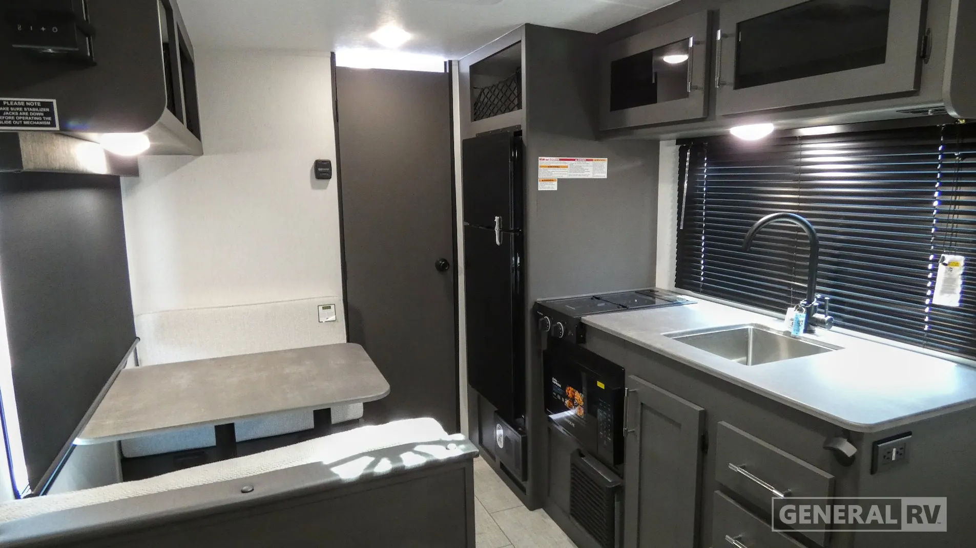 2027 Coachmen Remote 17R - Photo 3