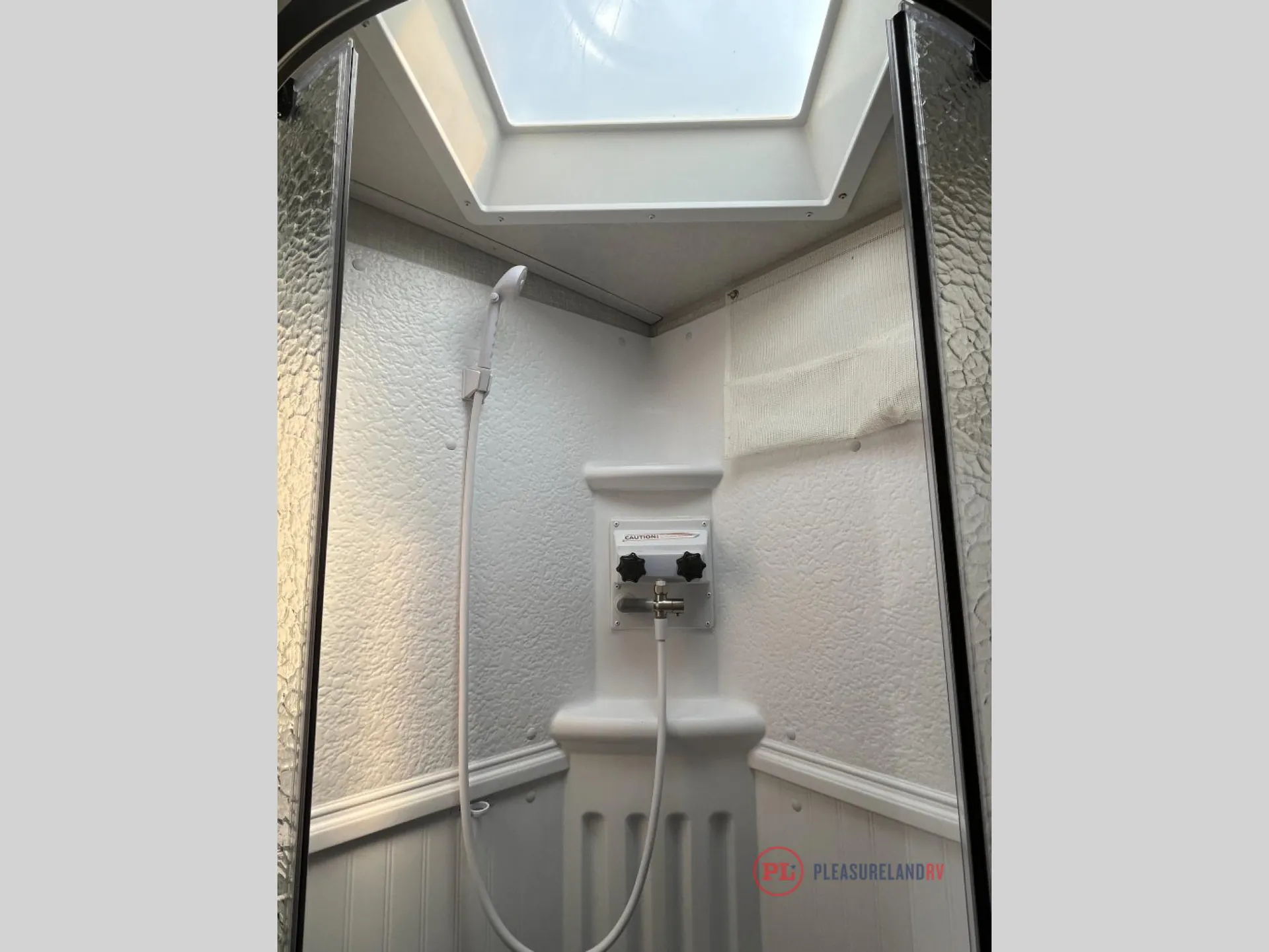 2021 Forest River Rockwood Mini Lite 2205S - Photo 3