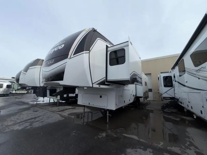 2026 Jayco Eagle 321RSTS - Photo 4