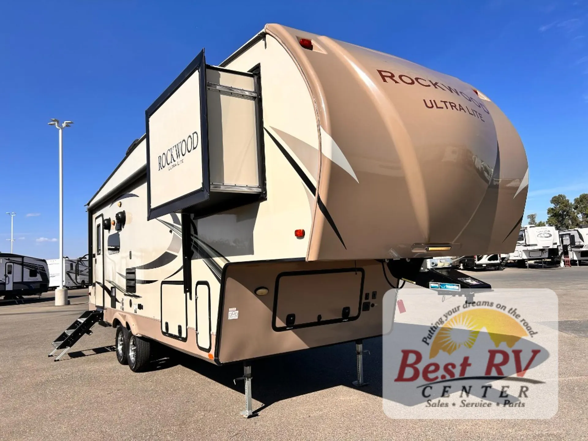 2018 Forest River Rockwood Ultra Lite 2720WS - Photo 2