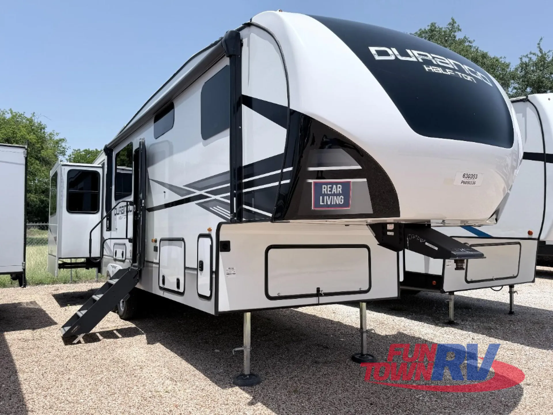 2023 KZ Durango Half-Ton 290RLT for sale