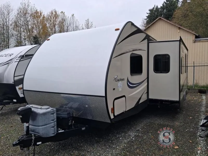 2016 Coachmen Freedom Express Liberty Edition 282 BHDS - Photo 3