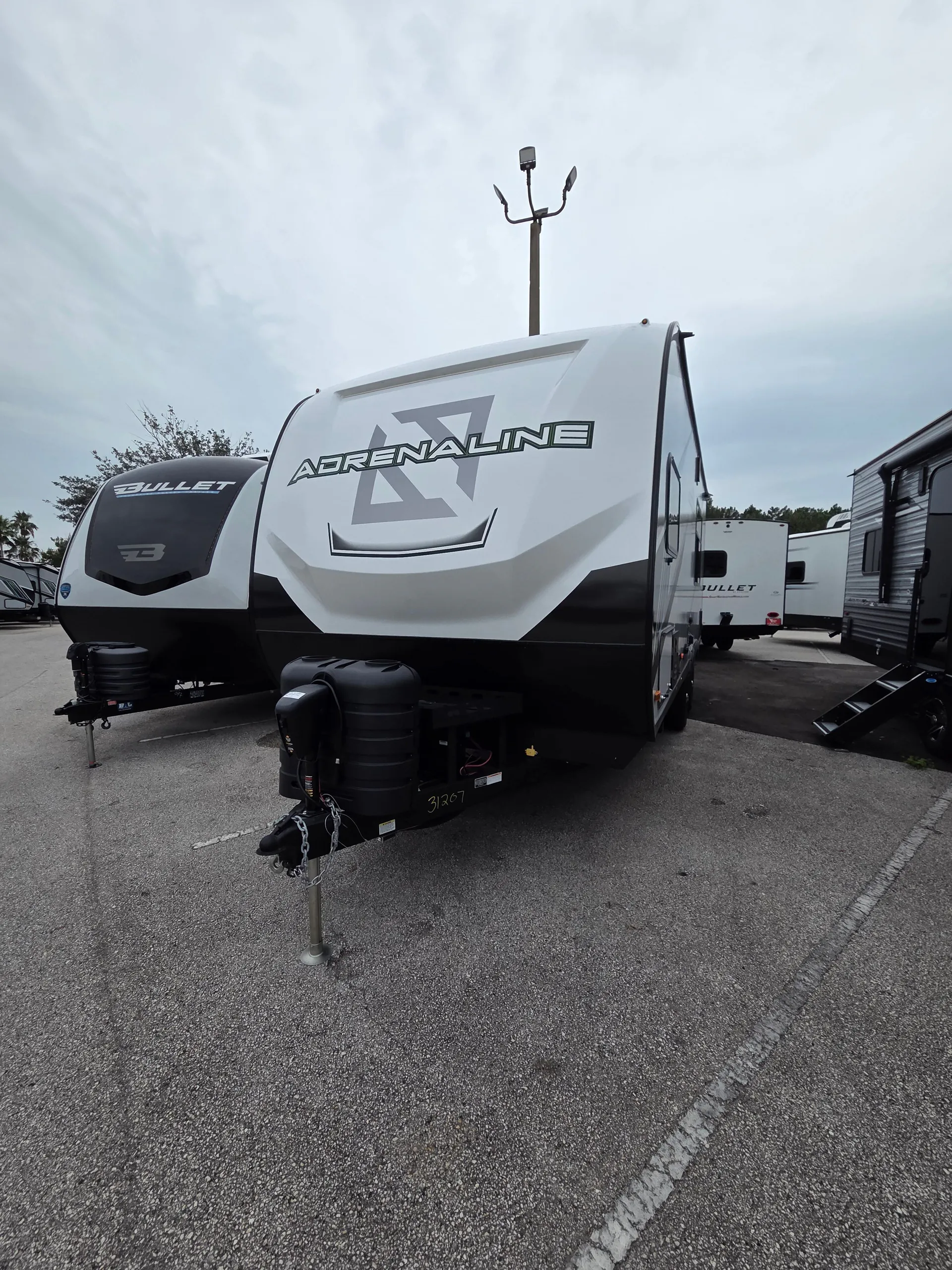 2026 Coachmen Adrenaline 18LT - Photo 4