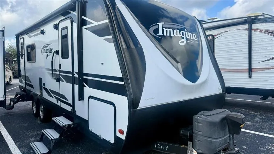 2019 Grand Design Imagine 2250RK - Photo 2