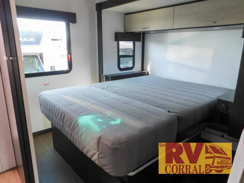 2027 Winnebago Sunflyer 22RS - Photo 4