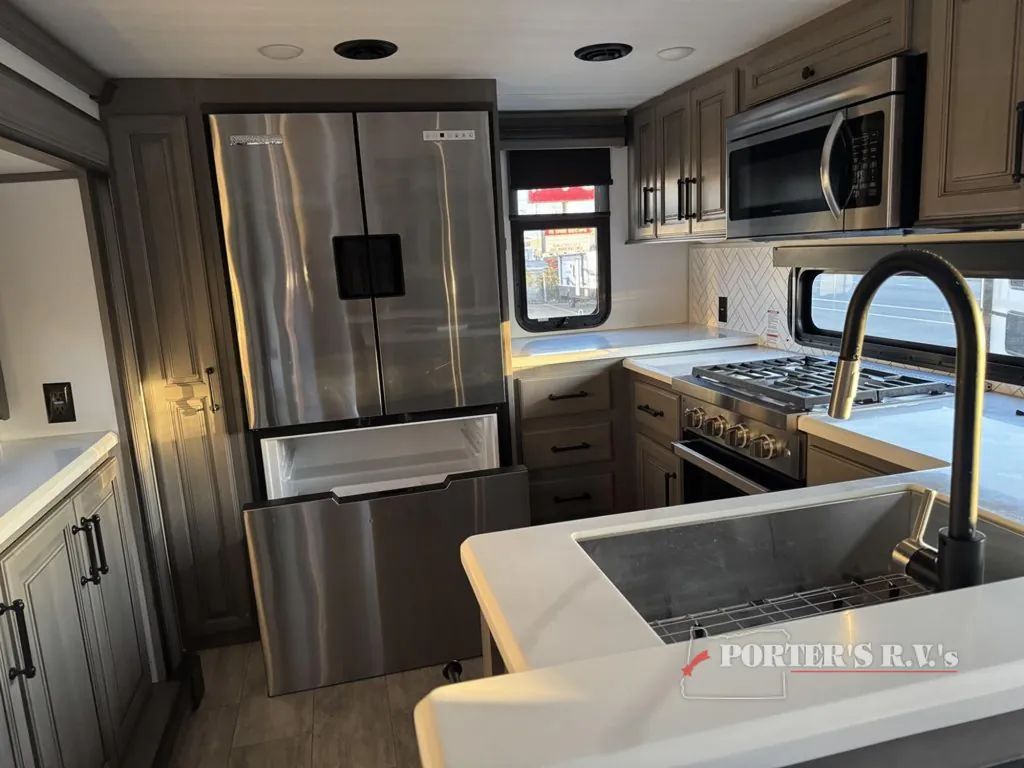 2023 Keystone Montana 3901RK, Photos photo 28