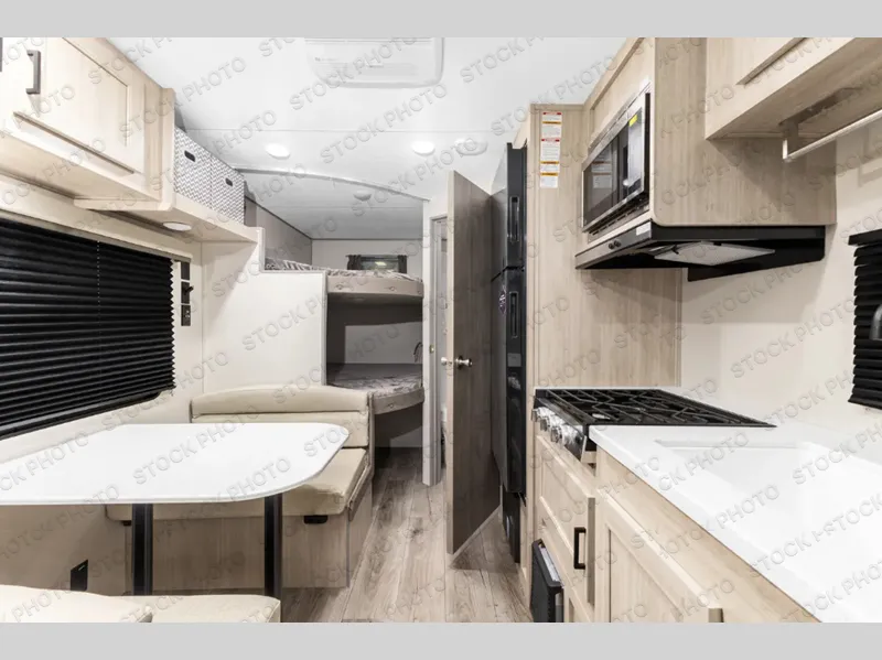 2027 Coachmen Catalina Summit Series 8 261BH - Photo 3