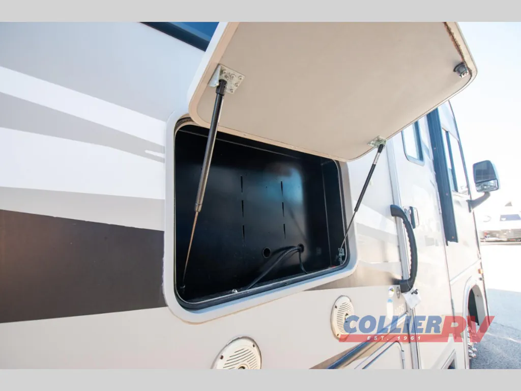 2015 Forest River FR3 30DS, Photos photo 5