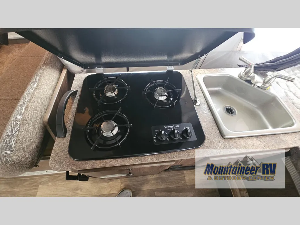 2019 Forest River Flagstaff MAC 228, Photos photo 12