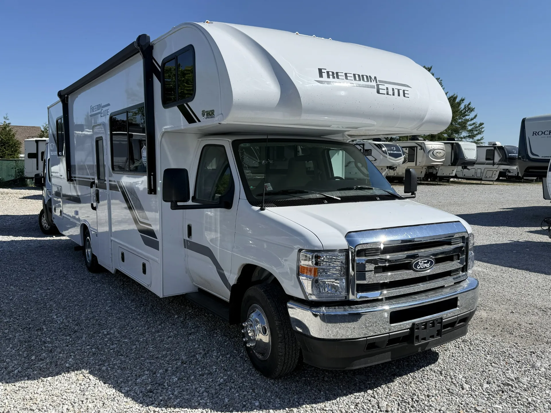 2027 Thor Motor Coach Freedom Elite 28HZ - Photo 2