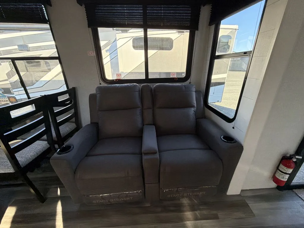 2026 Jayco Jay Flight Bungalow 404LOFT DS, Photos photo 8