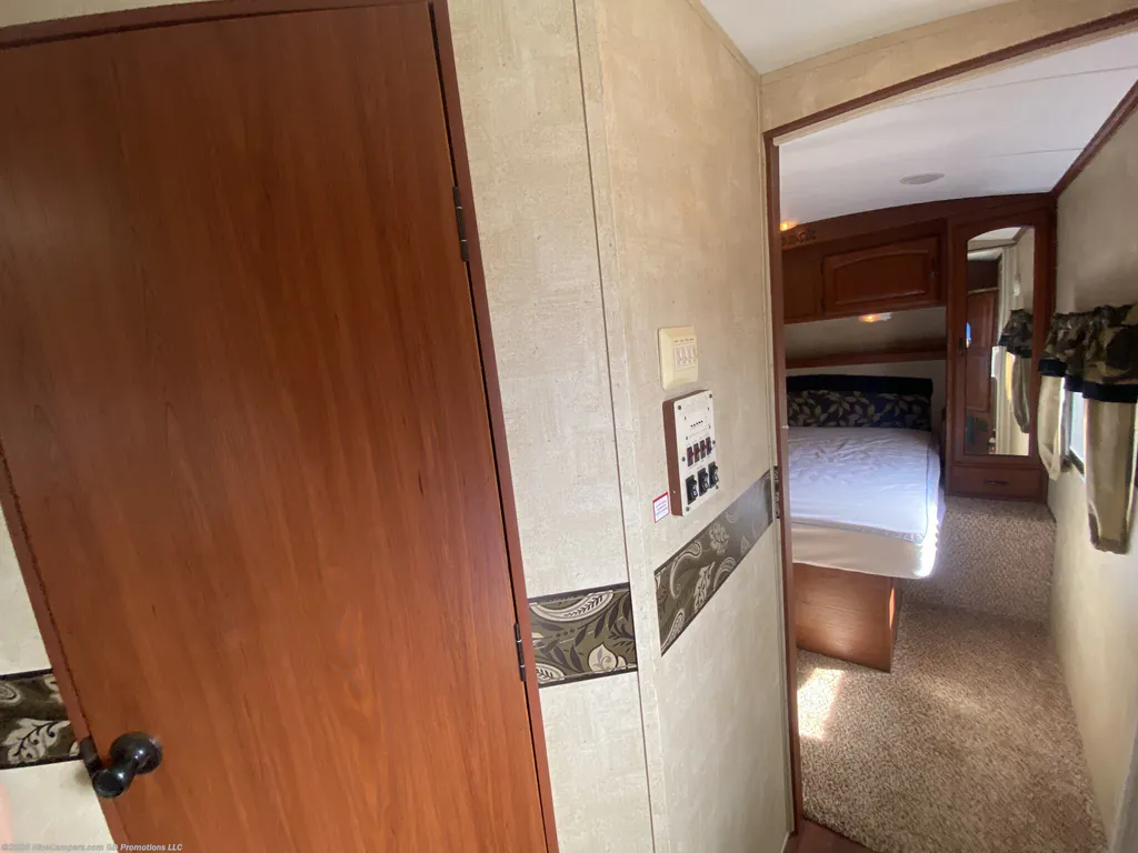 2012 Keystone Outback 298RE, Photos photo 32