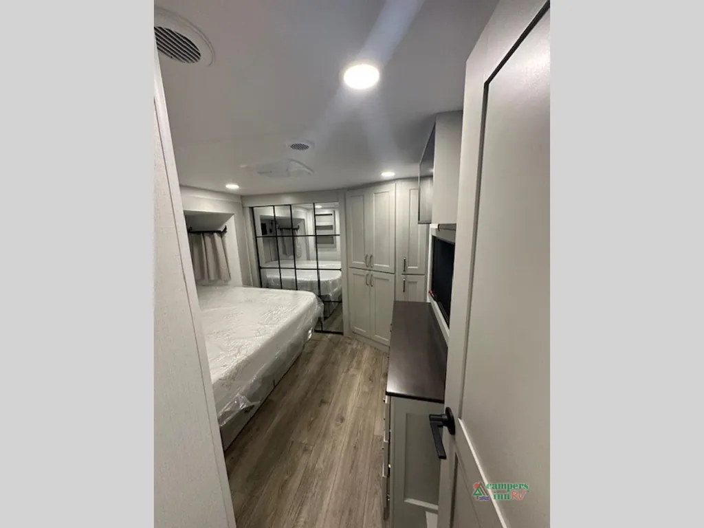 2026 Brinkley Model G 3970, Photos photo 55