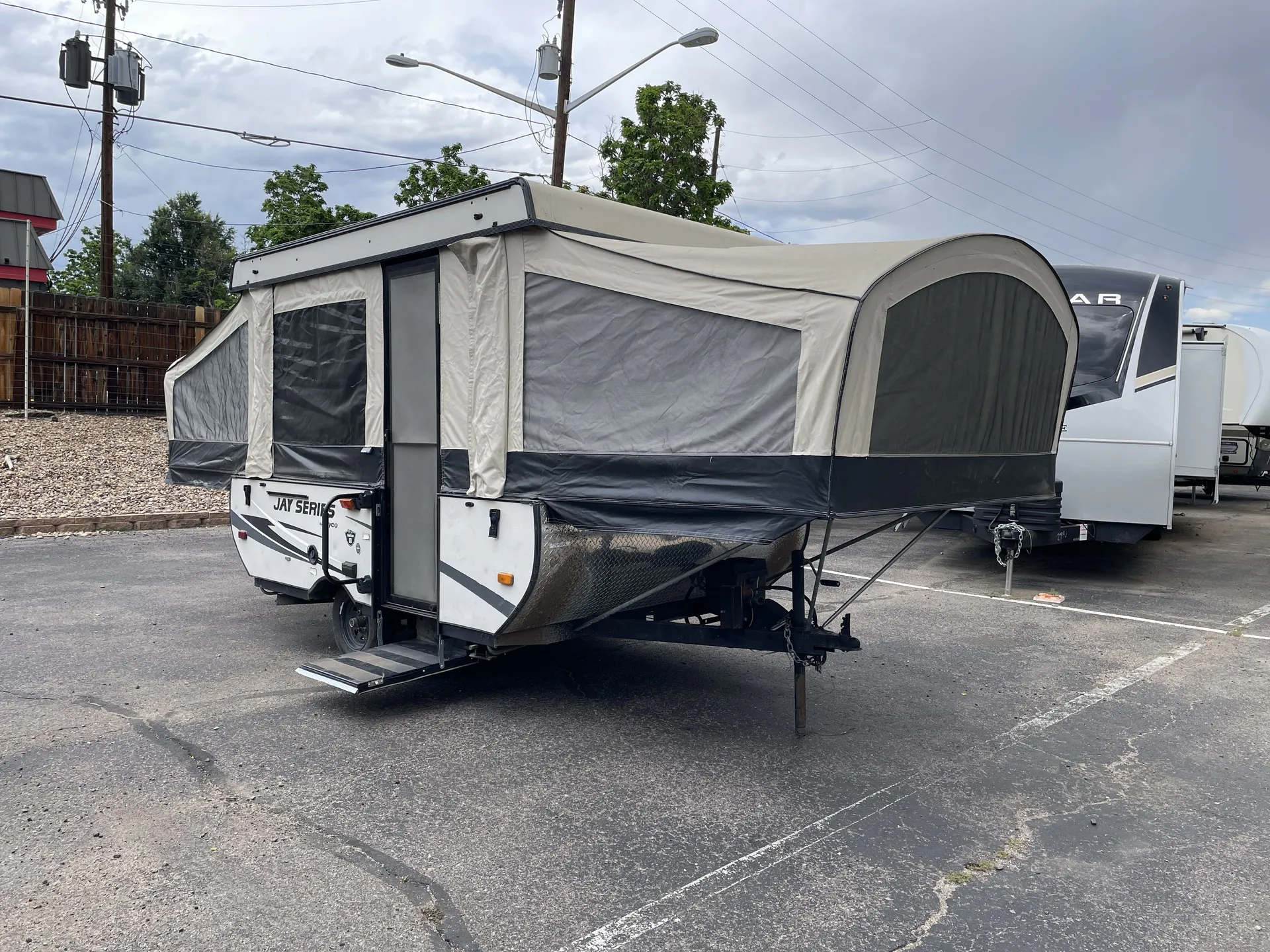 2016 Jayco Jay Series 1007UD - Photo 2