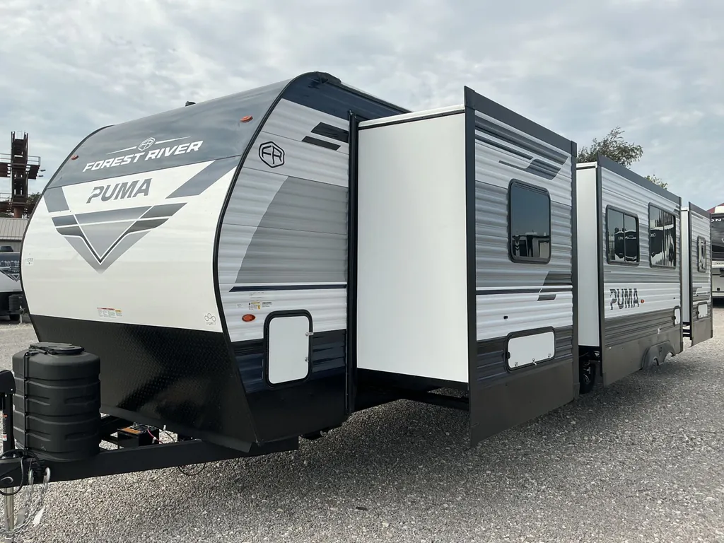 2027 Forest River Puma 32RBFQ, Photos photo 4
