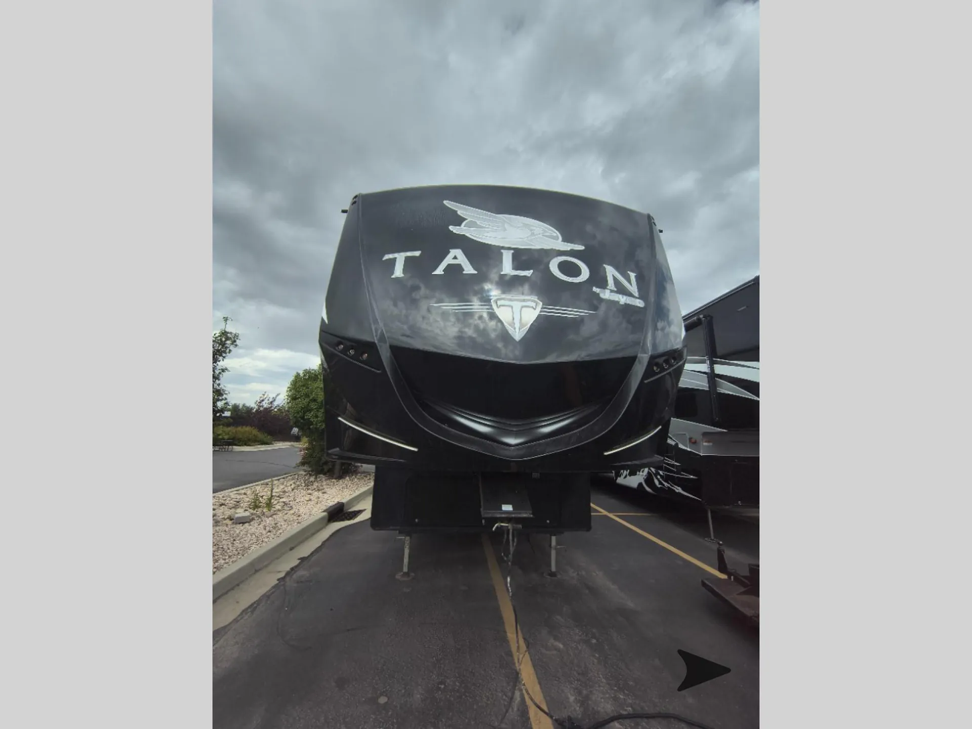 2019 Jayco Talon 392T - Photo 2