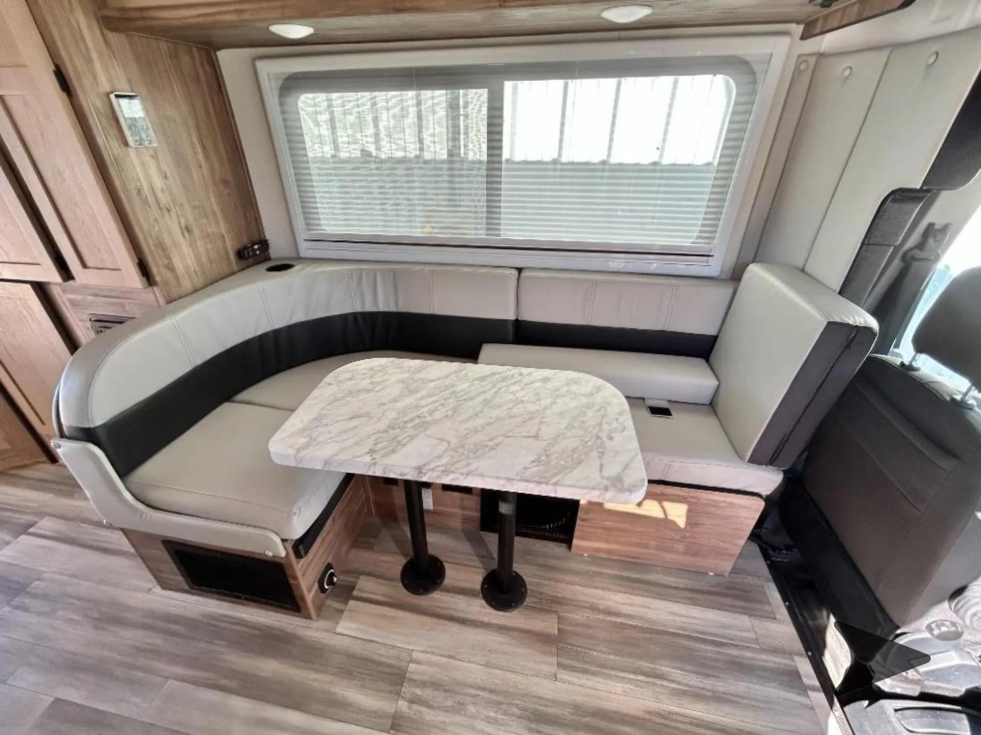 2024 Coachmen Cross Trail EV 21XG - Photo 4