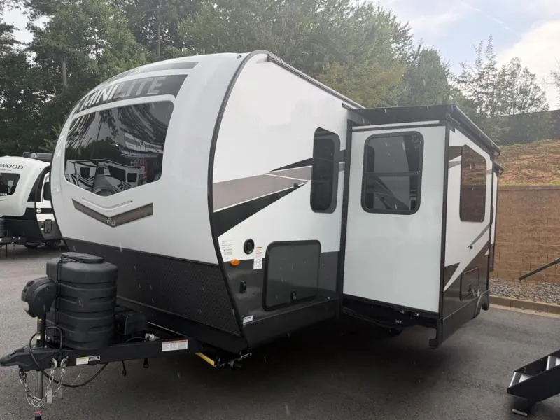 2025 Forest River Rockwood Mini Lite 2519S - Photo 3