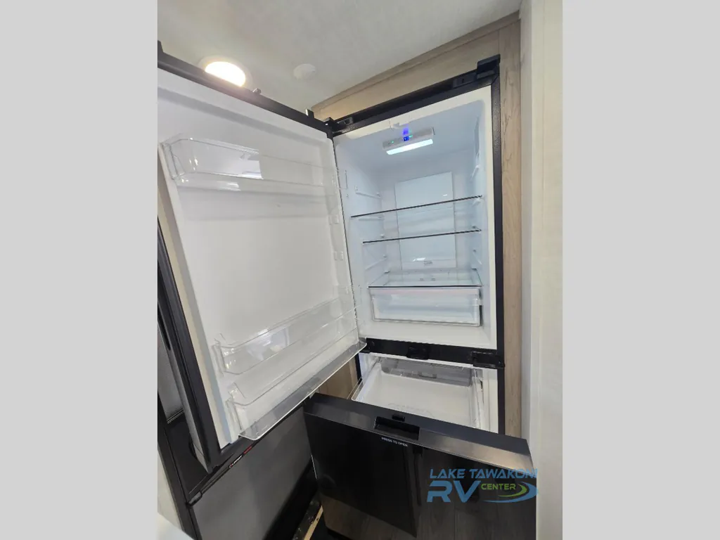 2026 Forest River Flagstaff Micro Lite 21FBRS, Photos photo 7