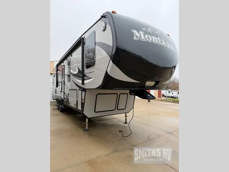 2016 Keystone RV Montana High Country 293RK - Main photo