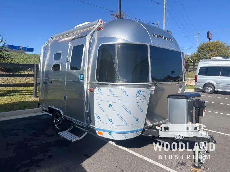 2026 Airstream Caravel 16RB - Photo 2