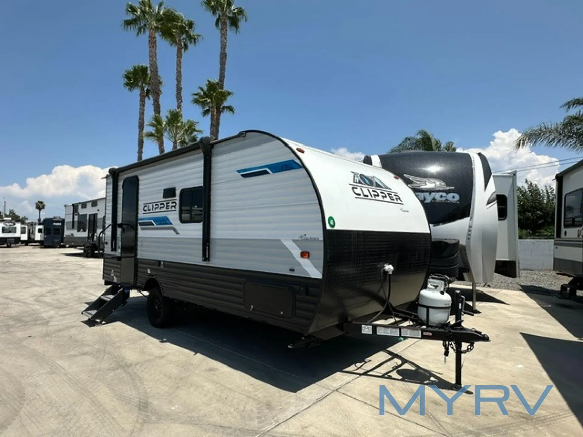 2024 Coachmen Clipper 18RL - Photo 3