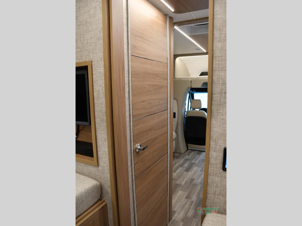 2026 Tiffin Wayfarer 25 XLW, Photos photo 43