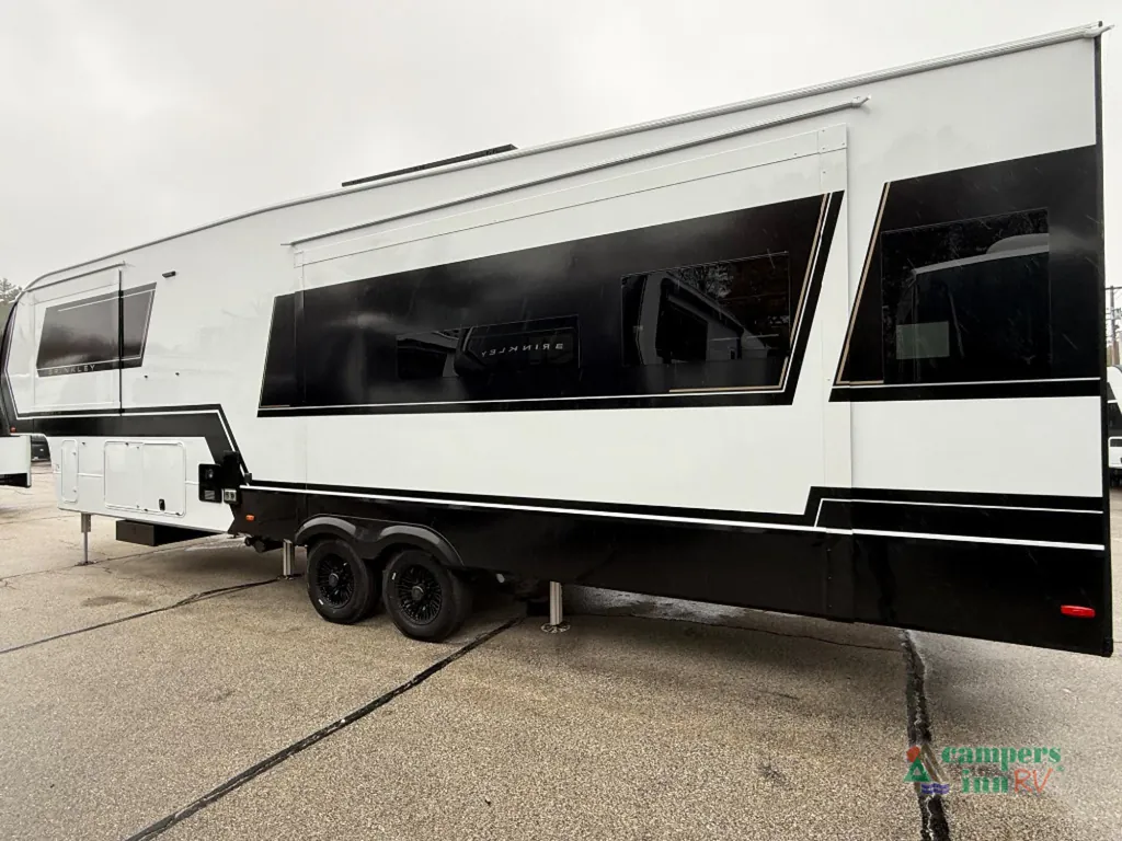 2026 Brinkley Model Z 3600, Photos photo 7