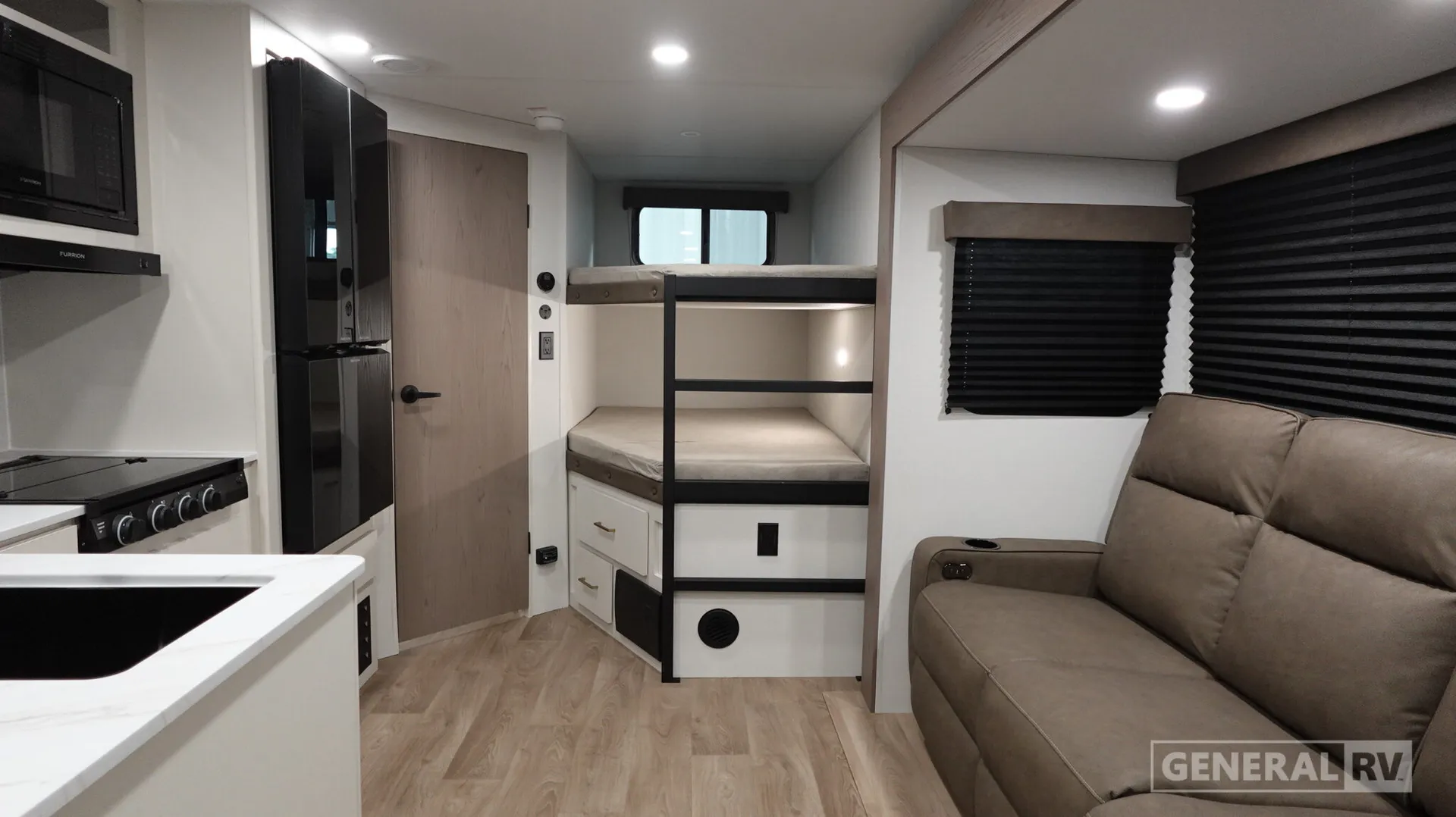2027 Grand Design Transcend Xplor 23BHX - Photo 3