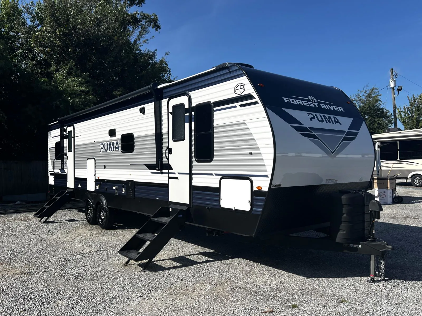 2027 Palomino Puma 337BH