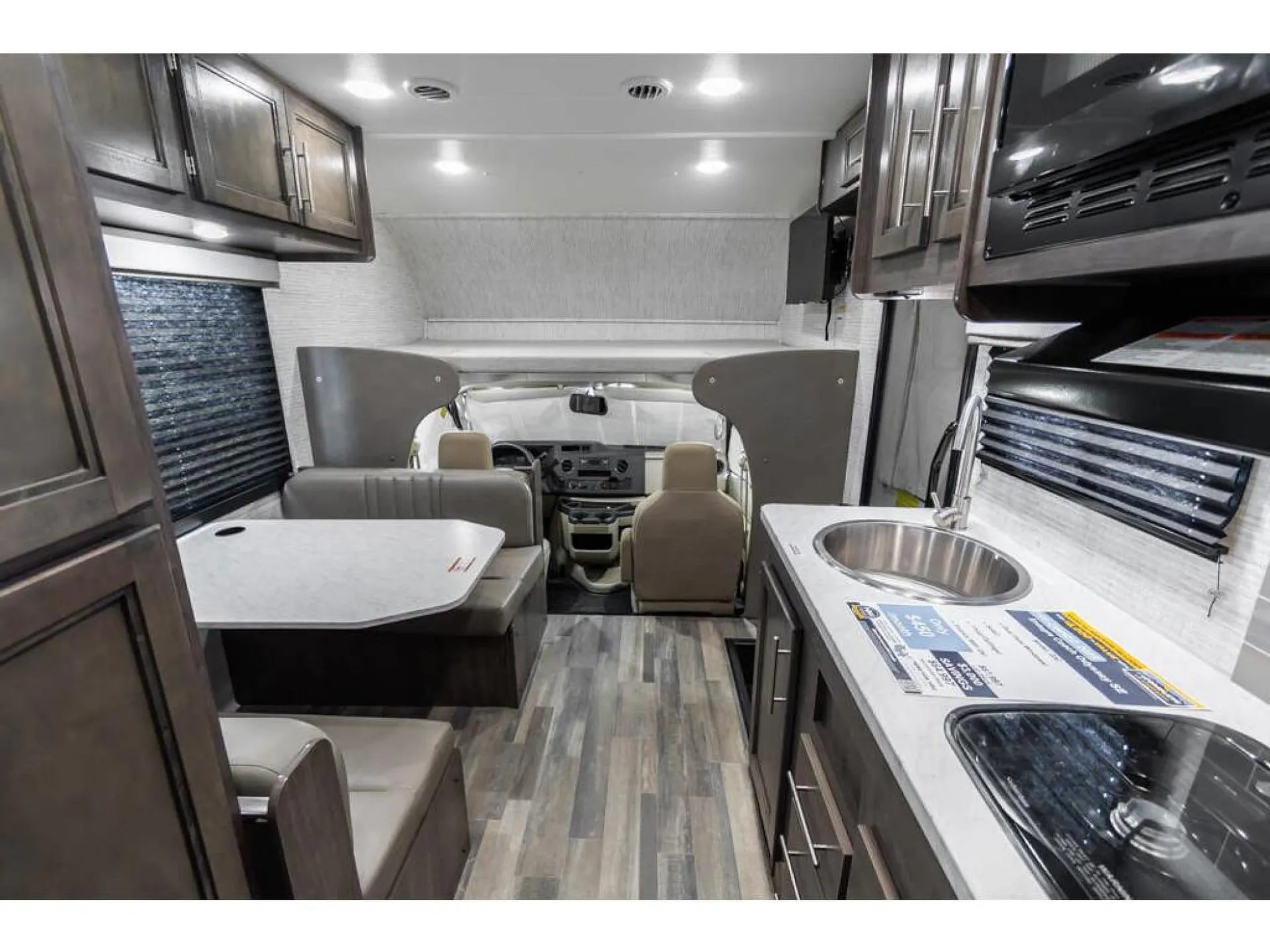 2025 Entegra Coach Odyssey SE 22CF - Photo 3