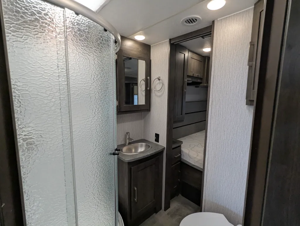 2023 Coachmen Pursuit 31BH, Photos photo 21