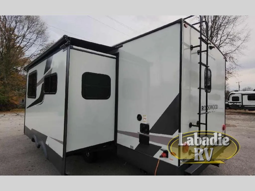 2026 Forest River Rockwood Ultra Lite 2606WS - Photo 4