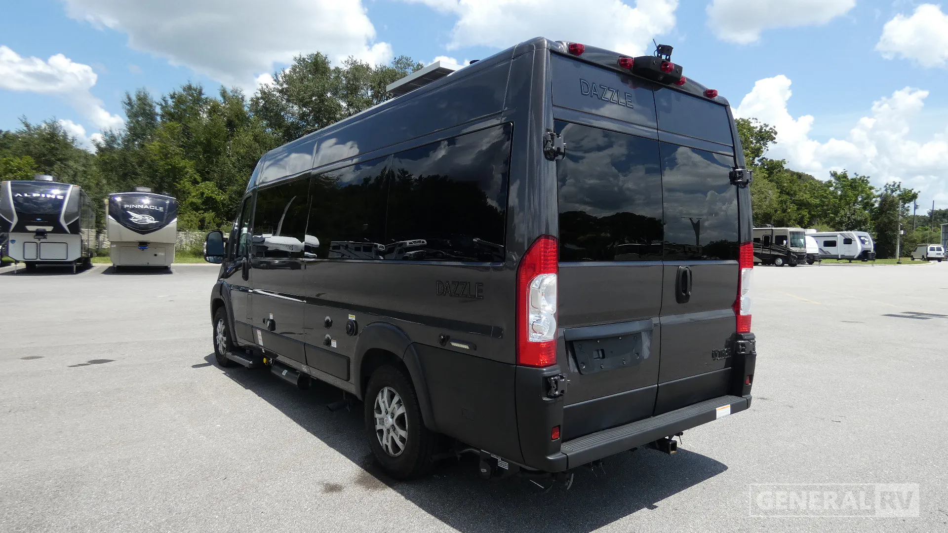 2024 Thor Motor Coach Dazzle 2LB - Photo 4