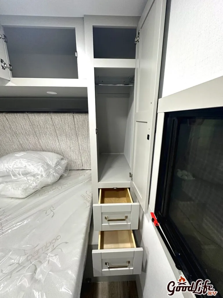 2026 Brinkley Model Z 297, Photos photo 87