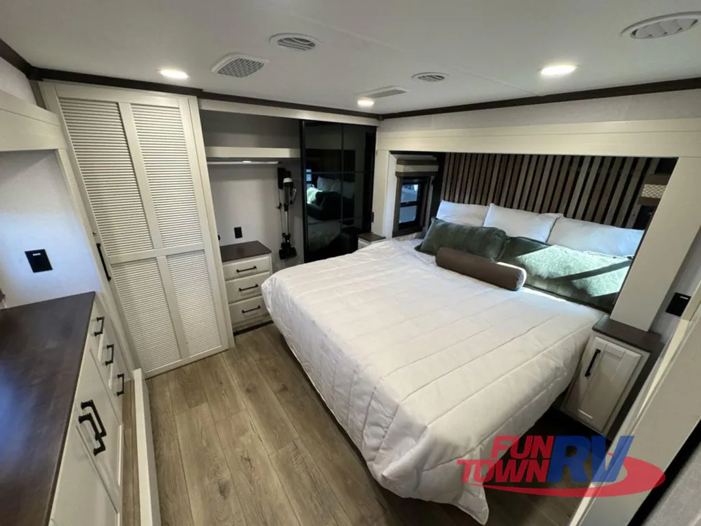 2026 Forest River RiverStone 425FO, Photos photo 40