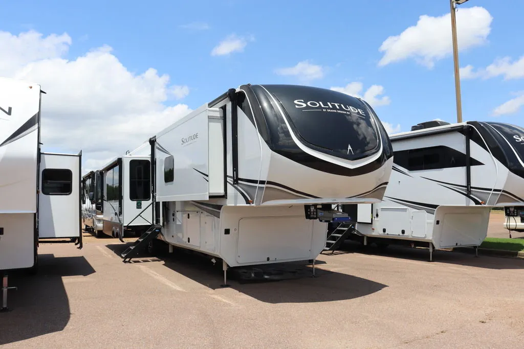 2026 Grand Design Solitude 417KB - Photo 2