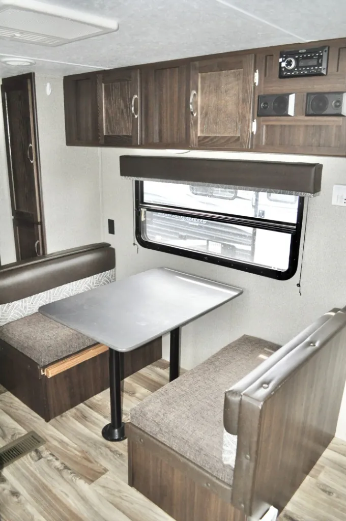 2019 Keystone Springdale 220BHWE, Photos photo 6