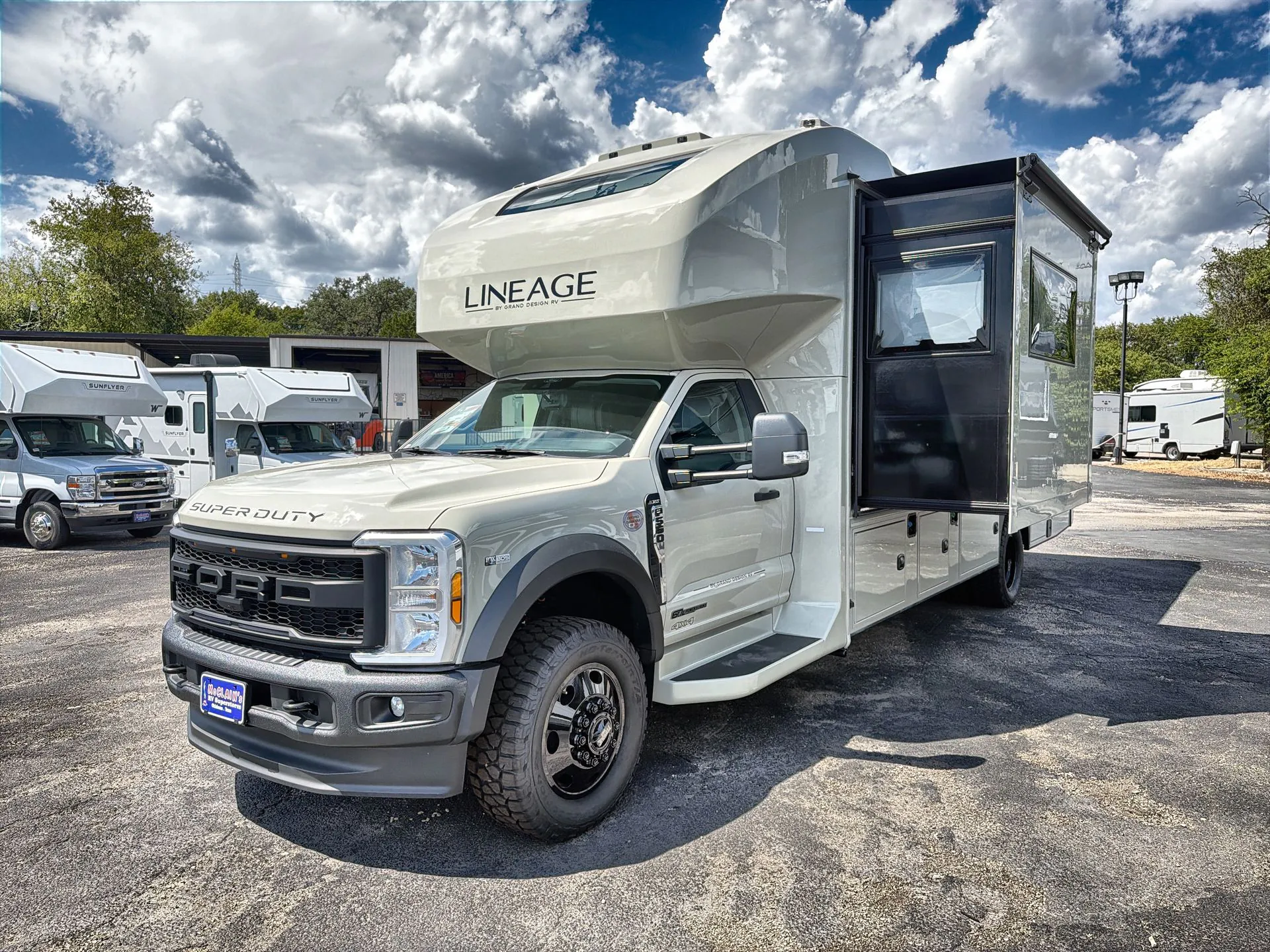 2027 Grand Design Lineage Series F 29AN - Photo 2