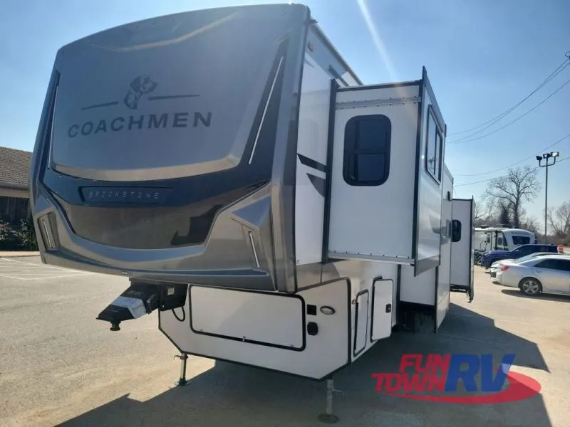 2026 Coachmen Brookstone 344FL - Photo 4