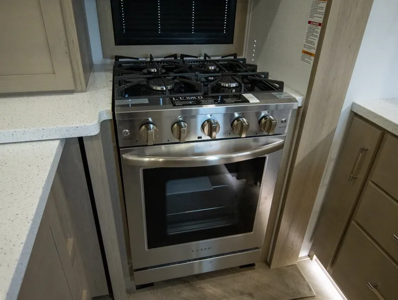 2026 Keystone Raptor 441, Photos photo 10