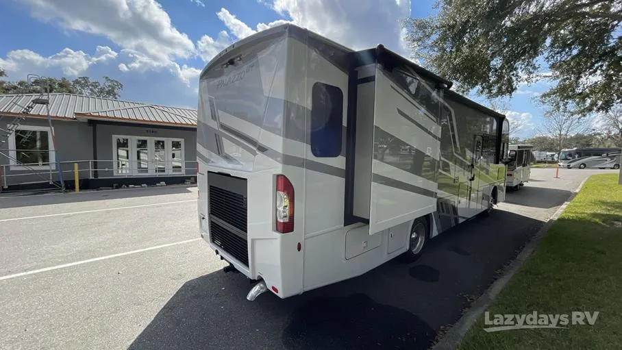 2026 Thor Motor Coach Palazzo GT 33.6 - Photo 4