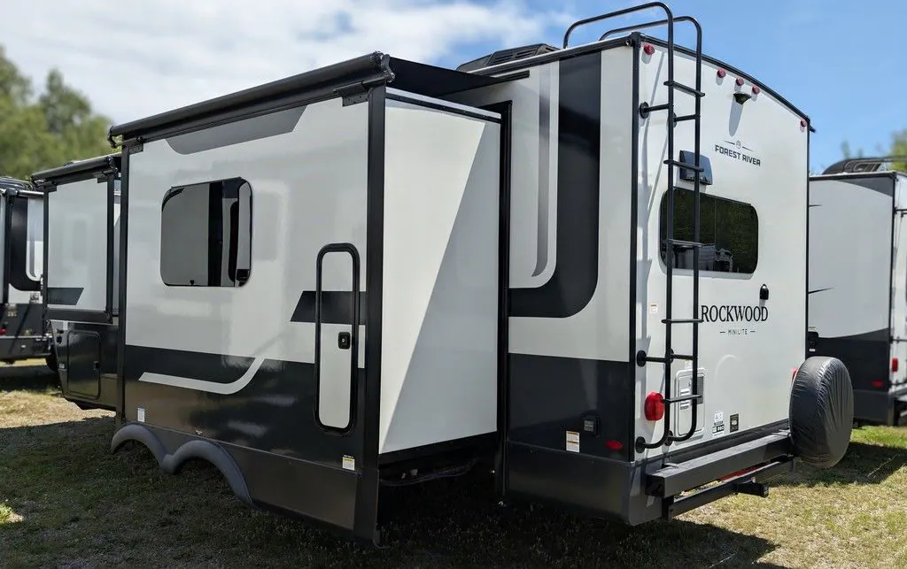 2026 Forest River Rockwood Mini Lite 2515S — Photo 5