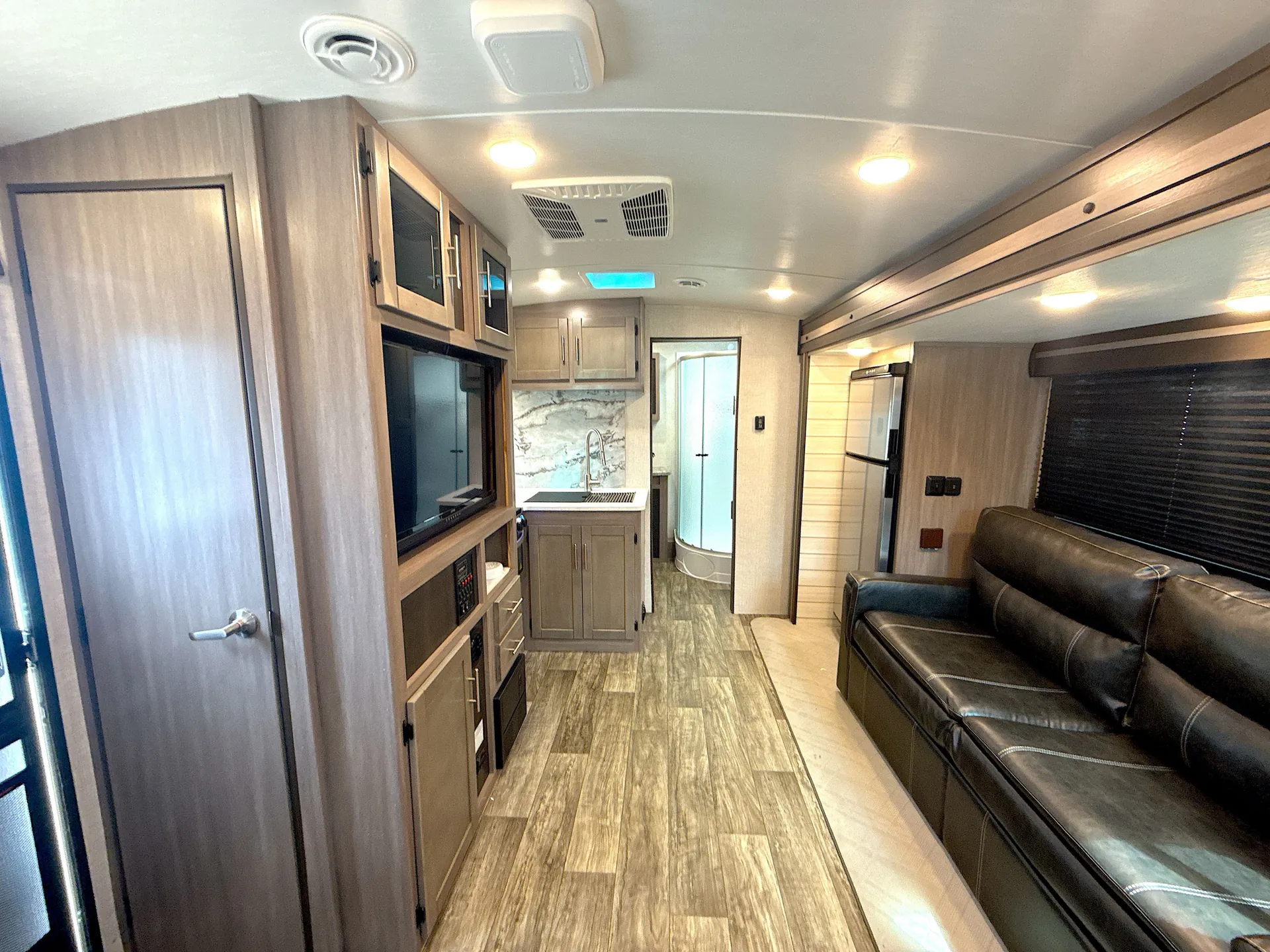 2022 CrossRoads Sunset Trail Super Lite 222RB — living area main