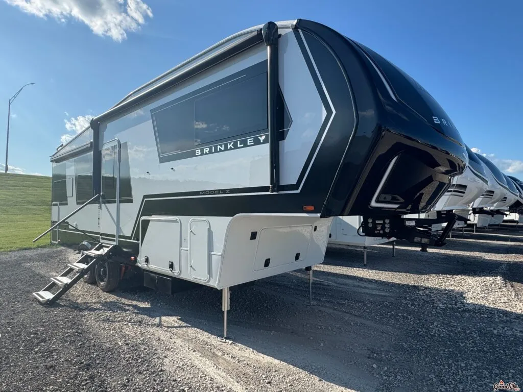 2026 Brinkley Model Z 2680 - Photo 2