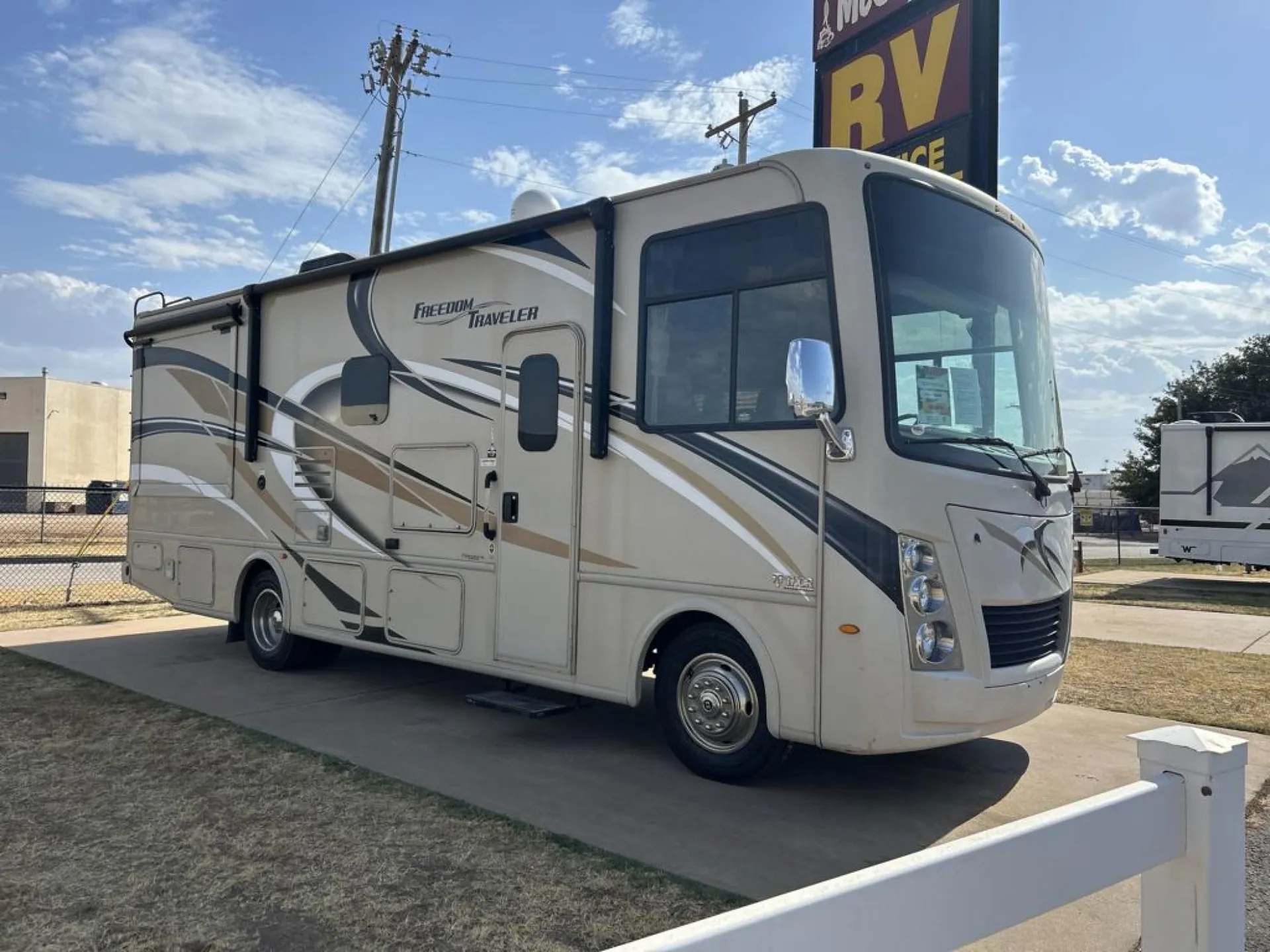 2020 Thor Motor Coach Freedom Traveler A27 - Photo 3