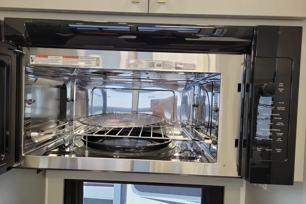 2025 Brinkley Model G 3500, Photos photo 6