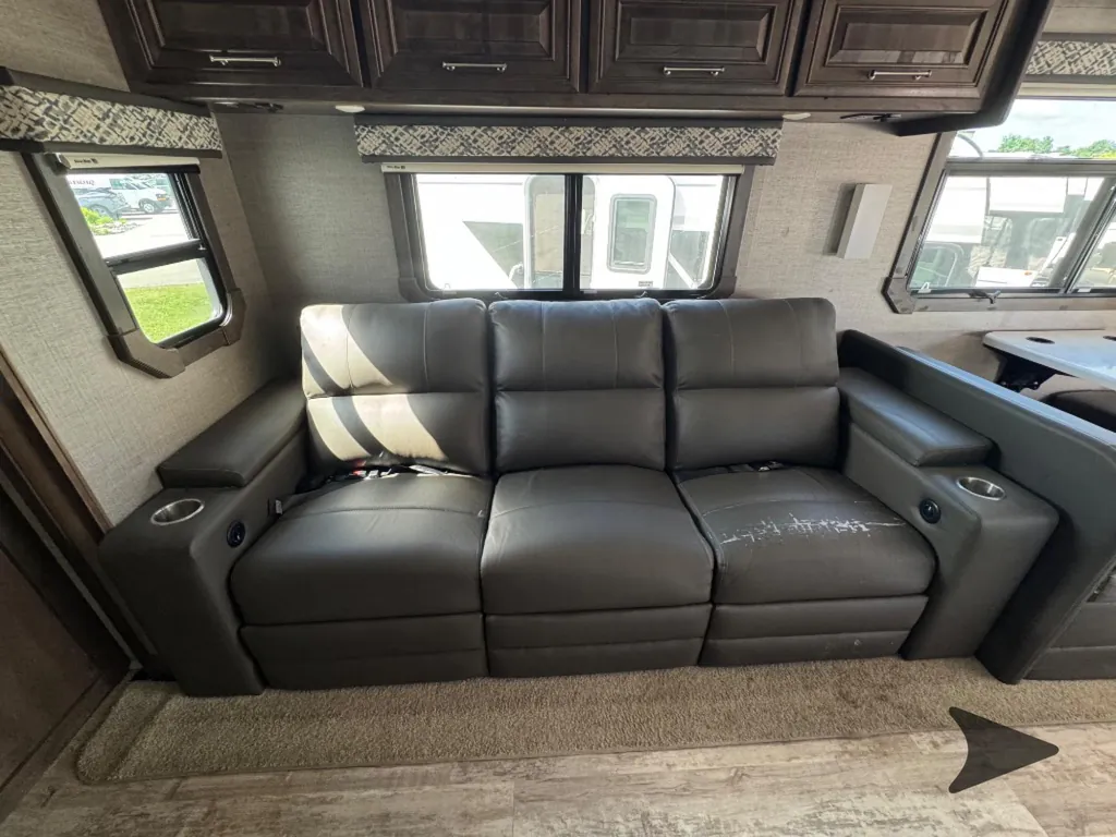 2022 Entegra Coach Accolade 37K, Photos photo 34
