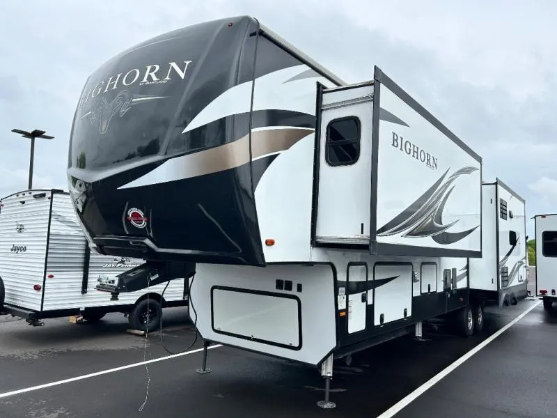 2020 Heartland Bighorn 3850ML - Photo 3
